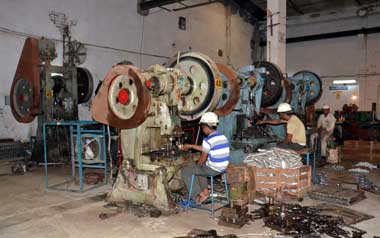 PRESS MACHINE